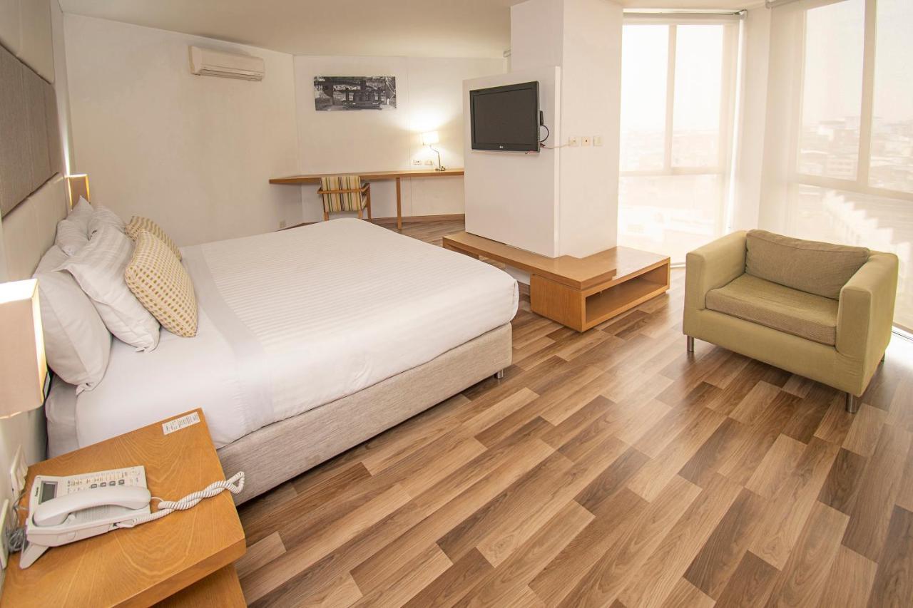 Hotel Cosmos Кали Экстерьер фото