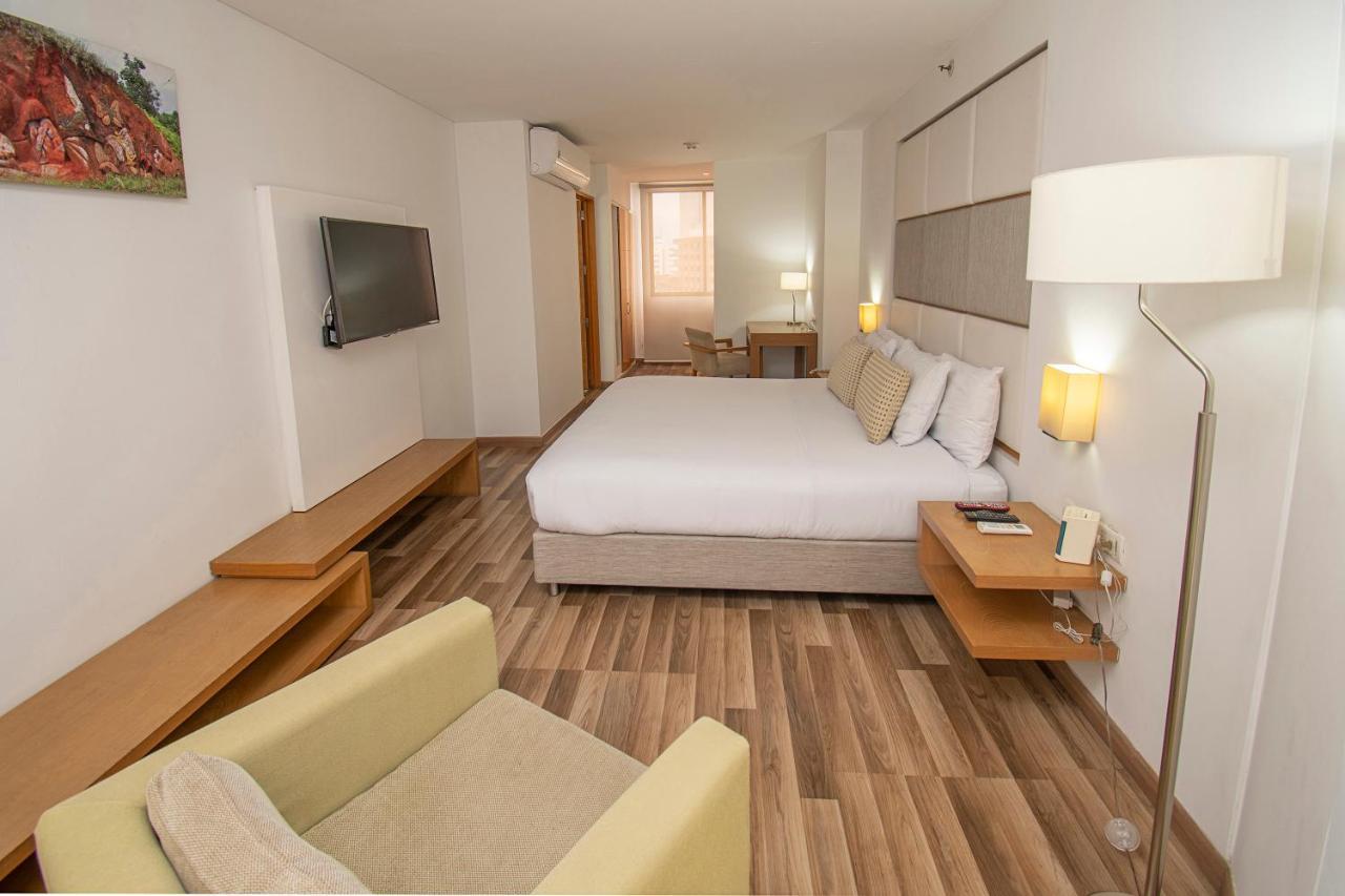 Hotel Cosmos Кали Экстерьер фото