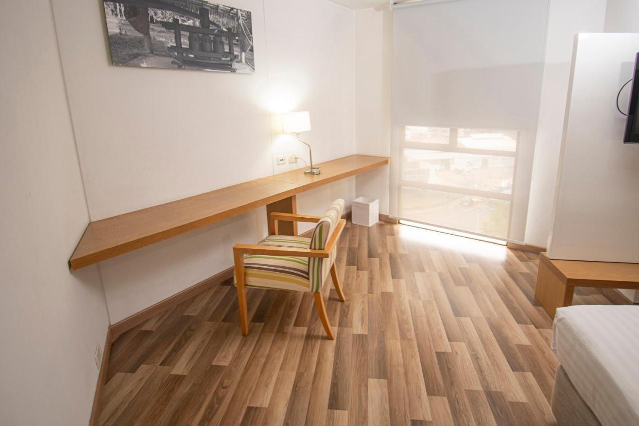 Hotel Cosmos Кали Экстерьер фото